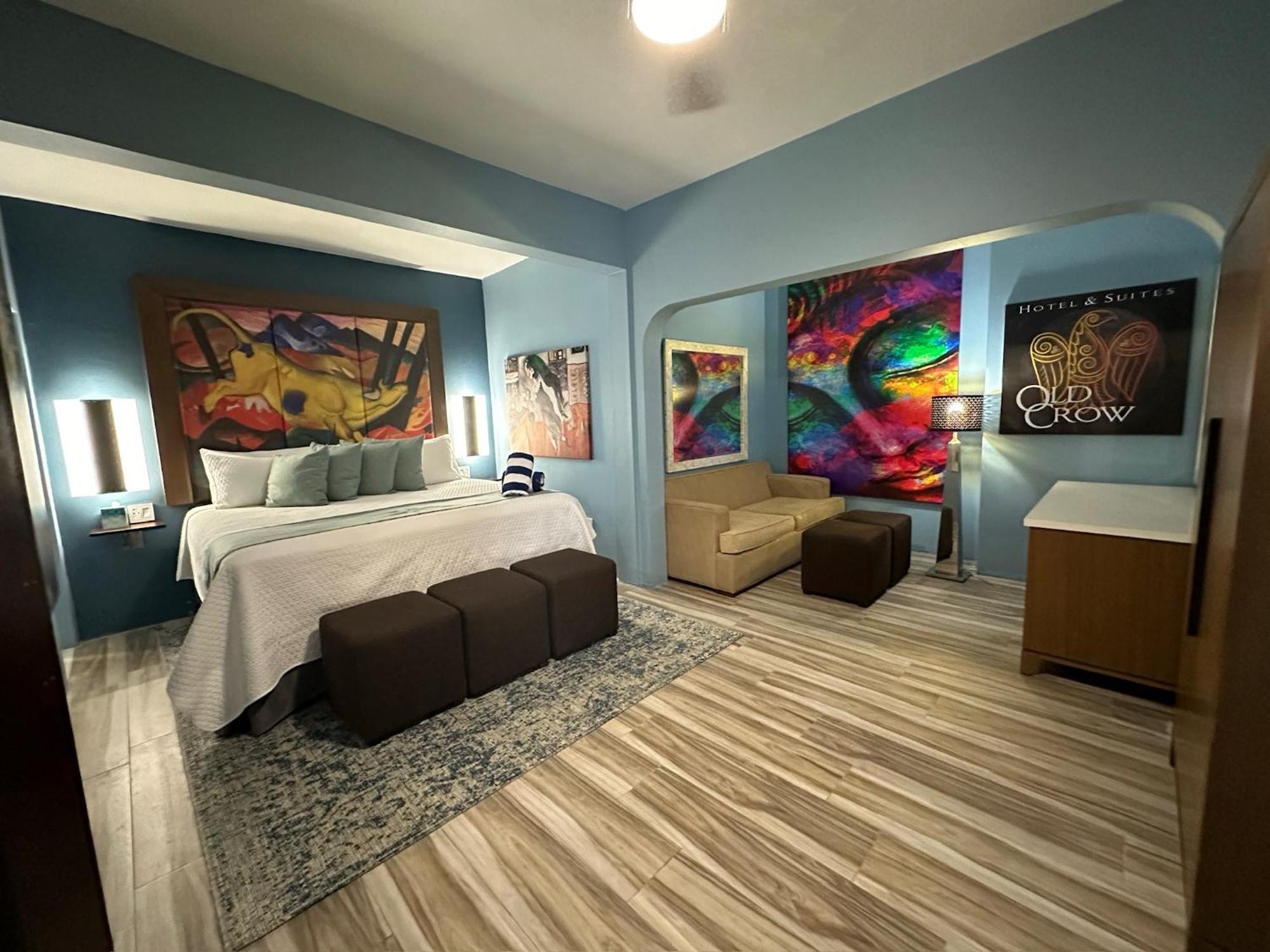 Old Crow Hotel And Suites Vieques Exterior photo